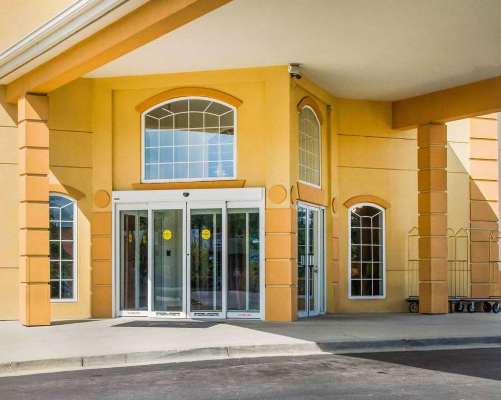 Comfort Suites Waldorf - thumb 1