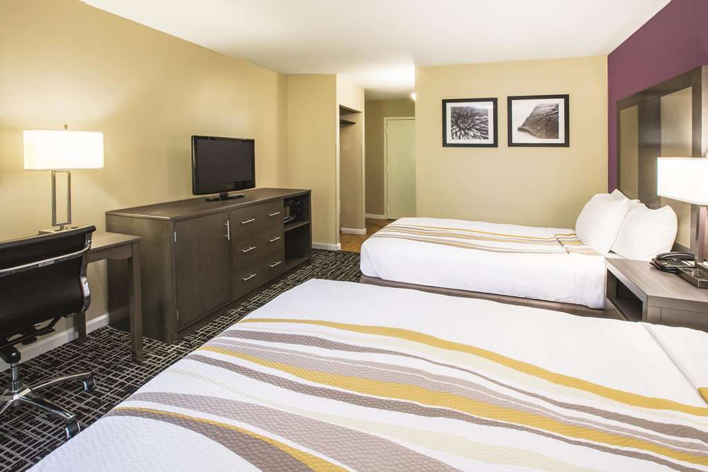 La Quinta Inn Waldorf - thumb 5