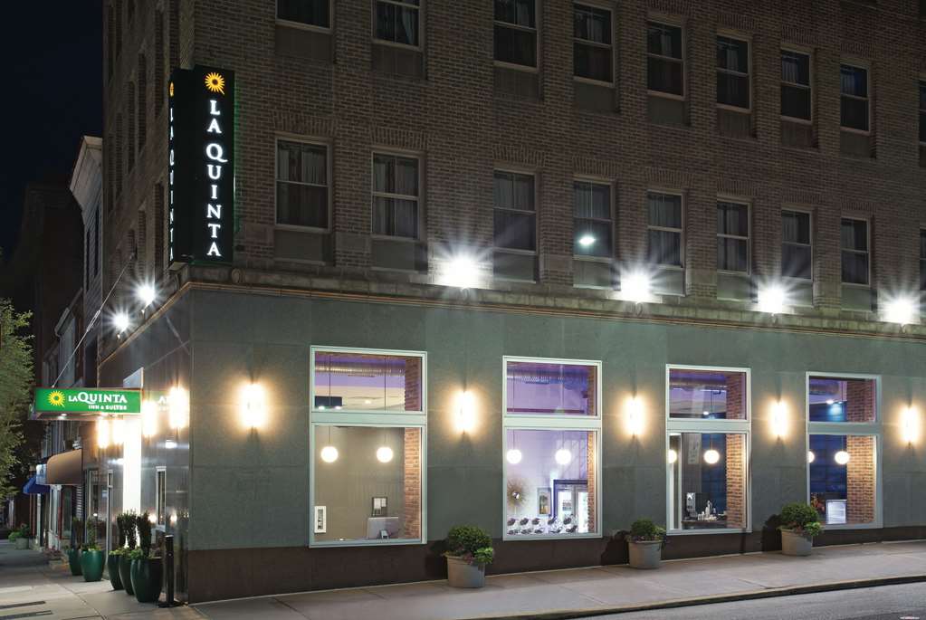 La Quinta Inn/Suites Baltimore Downtown - thumb 0
