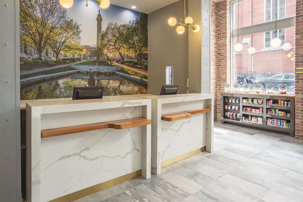 La Quinta Inn/Suites Baltimore Downtown - thumb 3