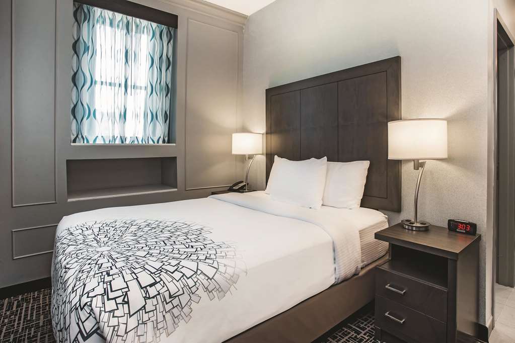 La Quinta Inn/Suites Baltimore Downtown - thumb 5