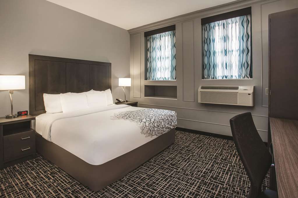 La Quinta Inn/Suites Baltimore Downtown - thumb 6