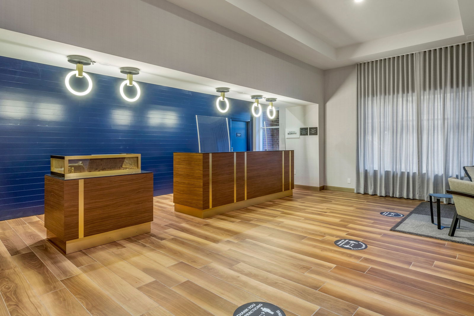 Sheraton Suites Old Town Alexandria - thumb 1