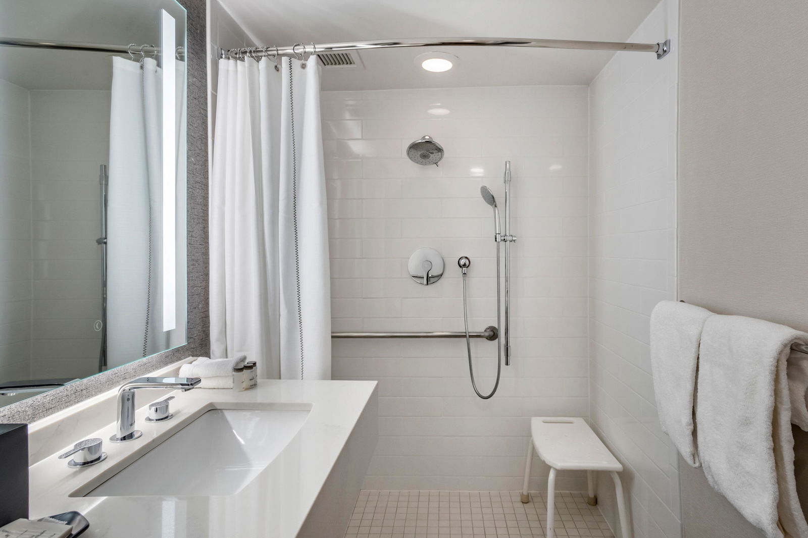 Sheraton Suites Old Town Alexandria - thumb 5