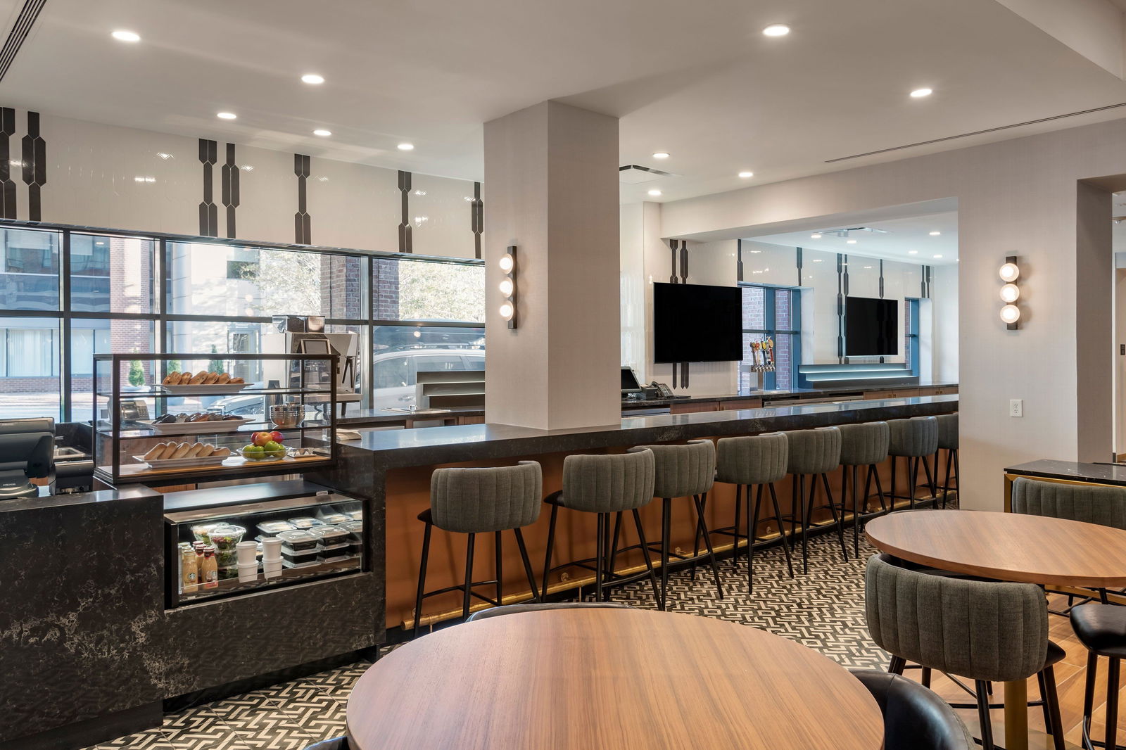 Sheraton Suites Old Town Alexandria - thumb 8