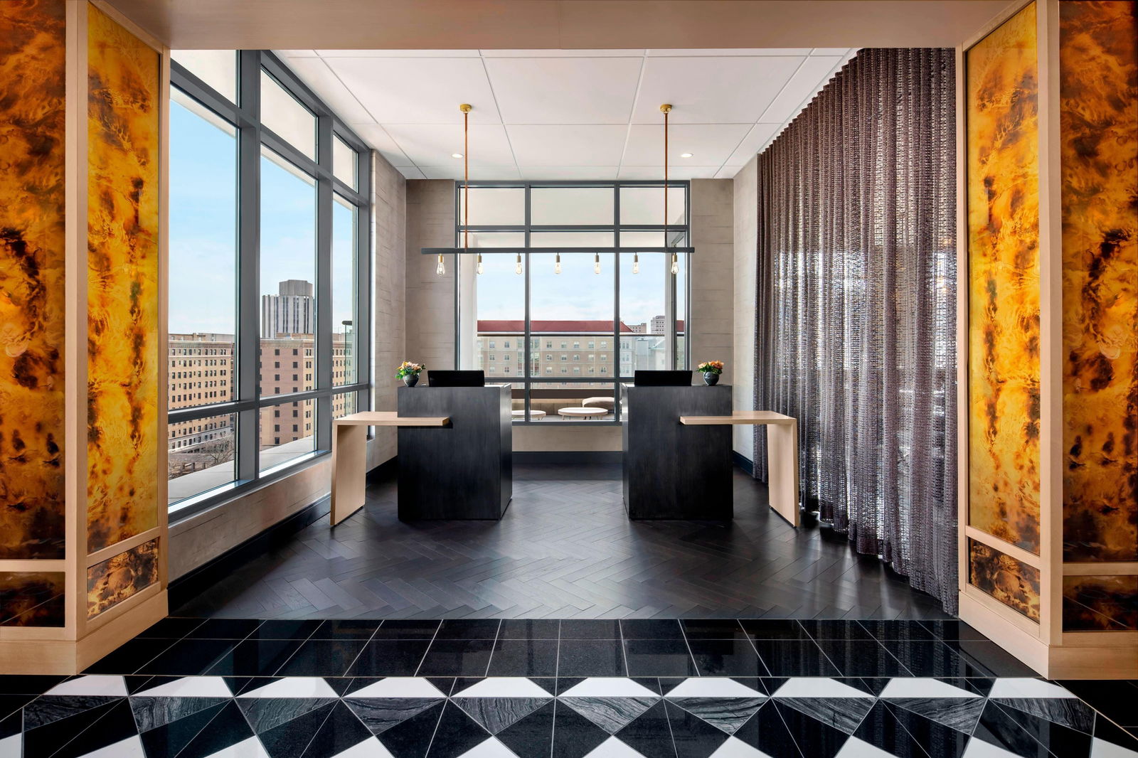 The Oaklander Hotel, Autograph Coll - thumb 4