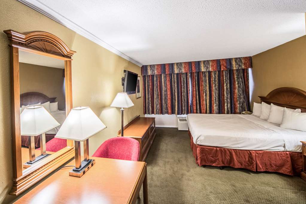 Suburban Studios Fort Wayne - thumb 14