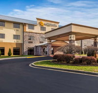 La Quinta Inn  Suites Fairborn - Accommodation Philadelphia