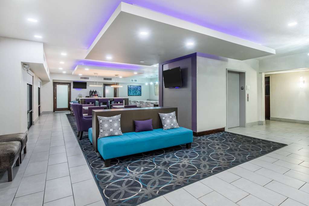 La Quinta Inn & Suites Fairborn - thumb 5