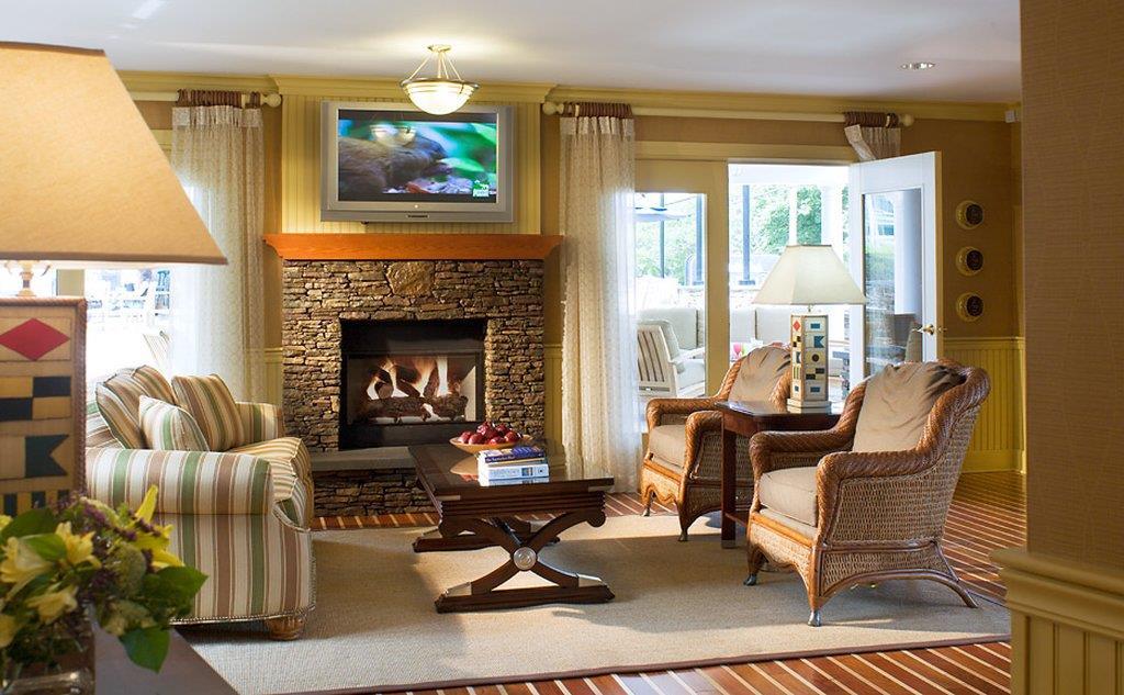 Hyannis Harbor Hotel - thumb 4