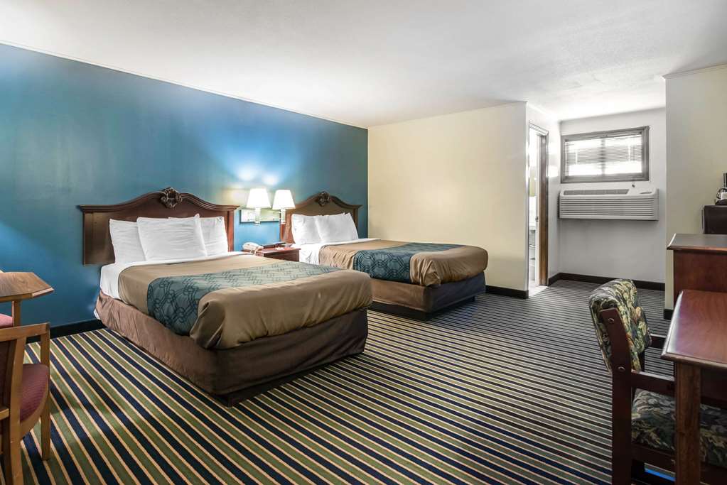 Econo Lodge - thumb 11