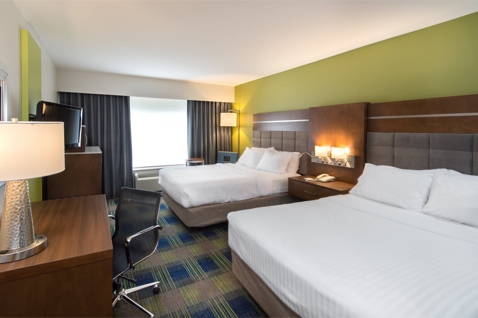 Holiday Inn Express Hotel & Suites - thumb 13