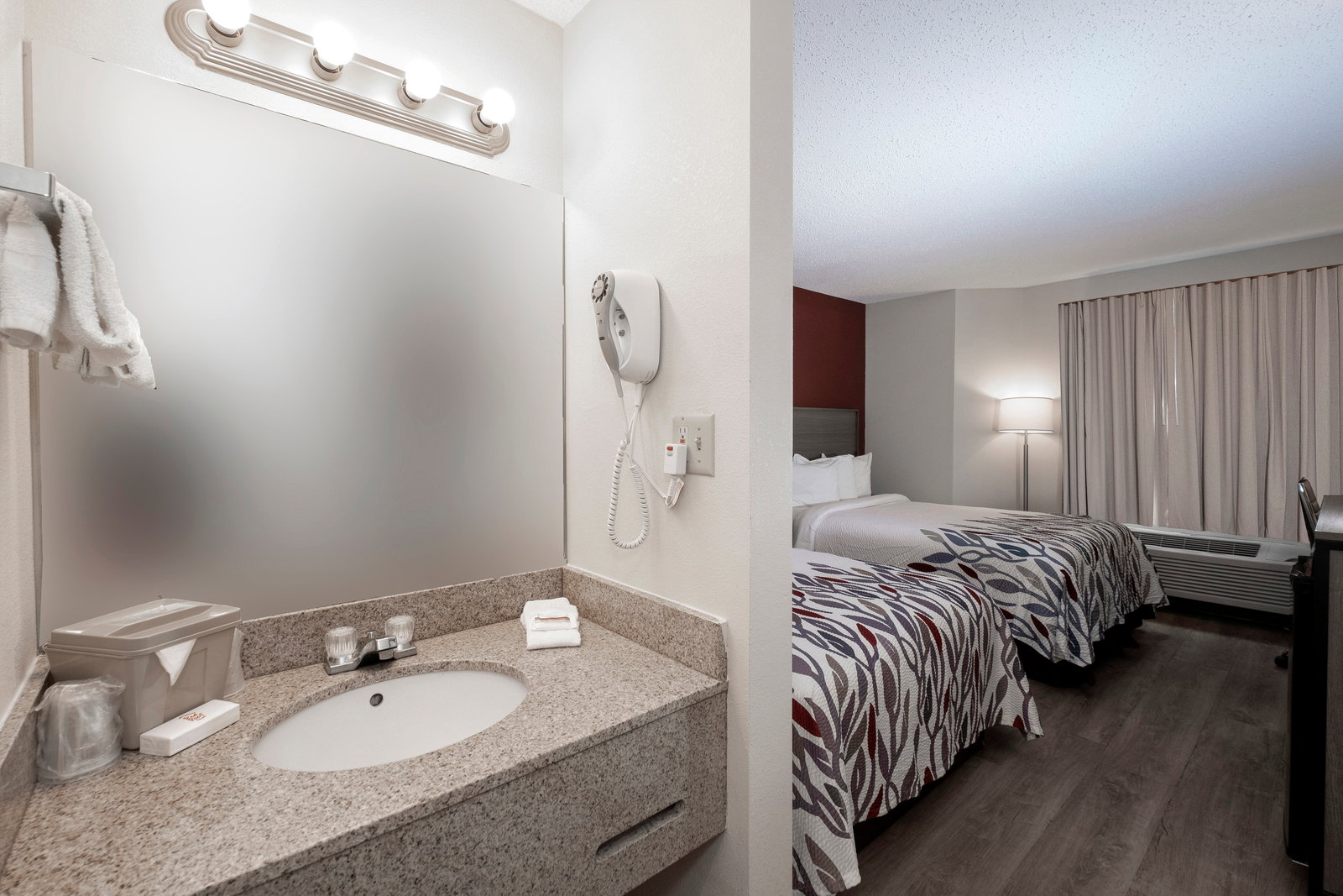 Red Roof Inn Clifton Park - thumb 9