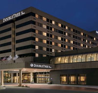 DoubleTree by Hilton Canton Downtown - Accommodation Philadelphia