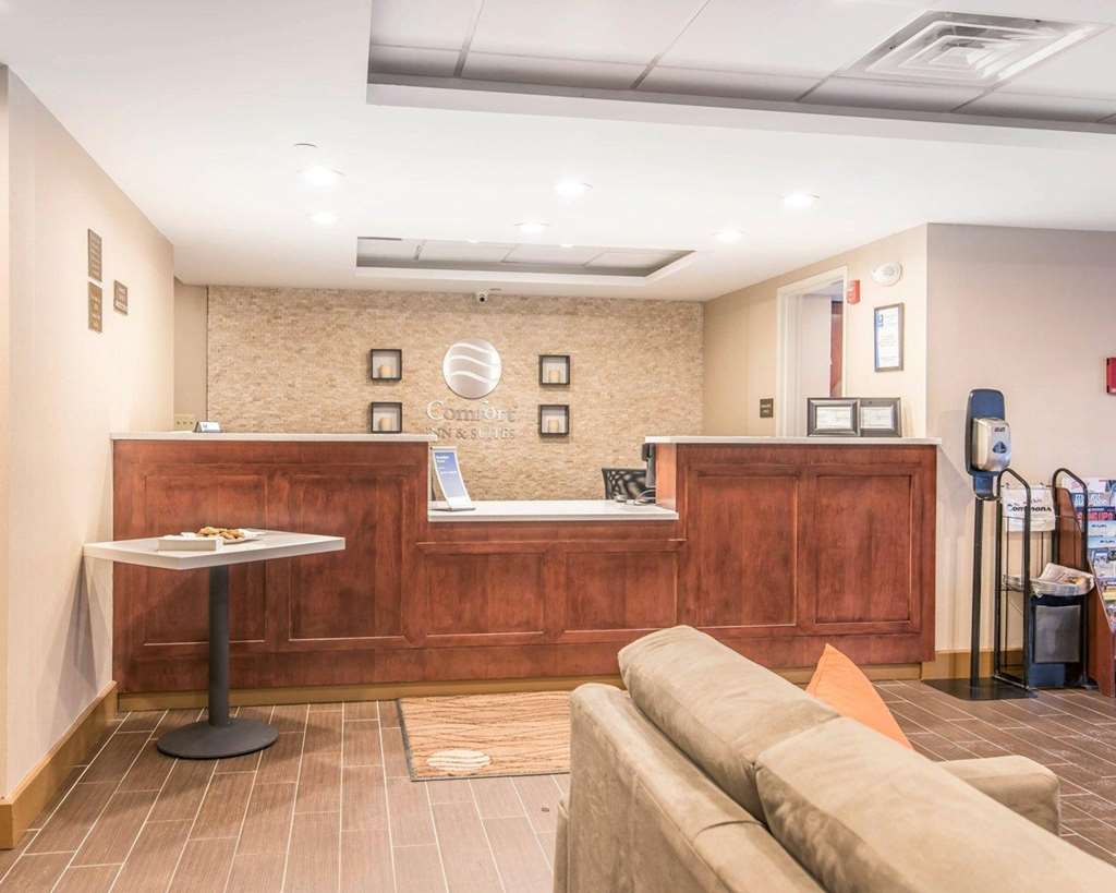 Comfort Inn - thumb 2