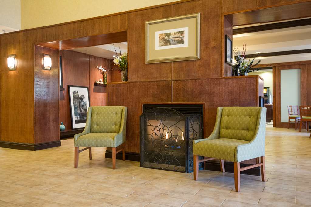 Hampton Inn Brattleboro - thumb 3