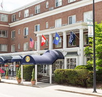 Capitol Plaza Hotel Tapestry by Hilton - Accommodation Philadelphia