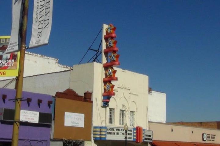 Dallas And JFK Full-Day Tour With Sixth Floor Museum And Oswald Rooming House - thumb 1