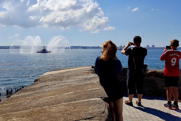 Statue Of Liberty And Ellis Island Tour - thumb 3