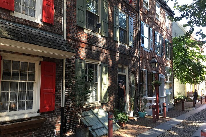 The Ghosts Of Philadelphia Walking Tour - thumb 1