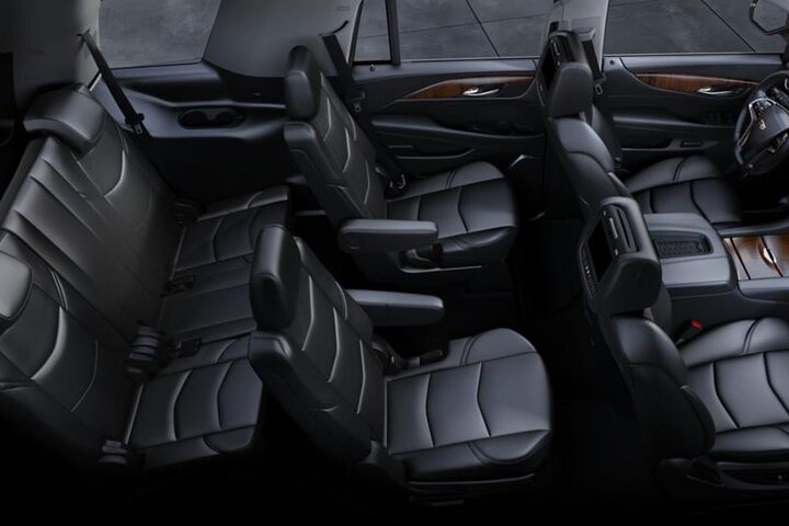 Arrival Private Transfer From Los Angeles Airport LAX To Malibu City By SUV - thumb 3
