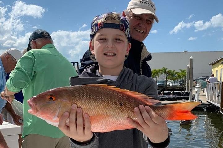 Calm Bay Fishing - thumb 3
