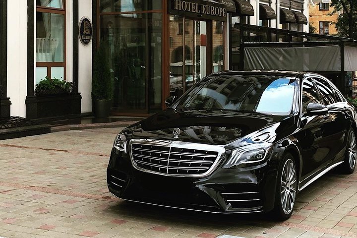 Arrival Private Transfer: Airport FLL To Hollywood Beach In Luxury Car - thumb 0
