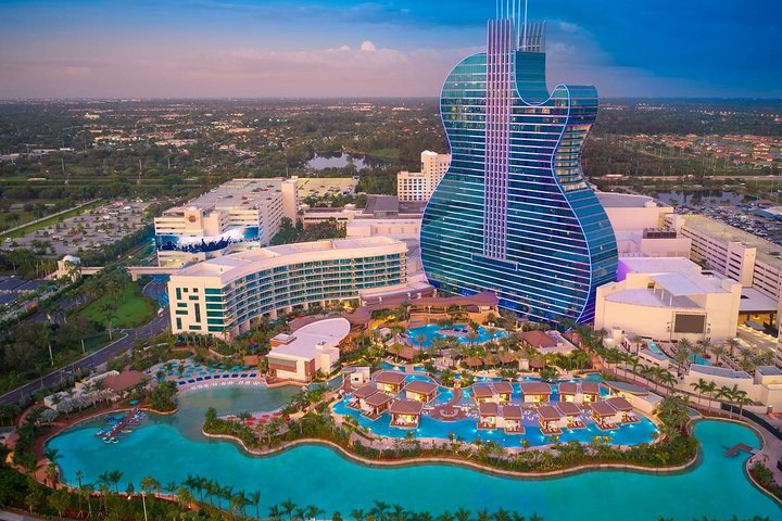 Arrival Private Transfer: Airport FLL To Hollywood Beach In Luxury Car - thumb 1