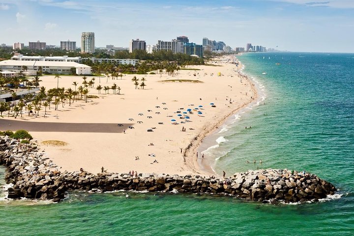 Arrival Private Transfer: Airport FLL To Hollywood Beach In Luxury Car - thumb 2