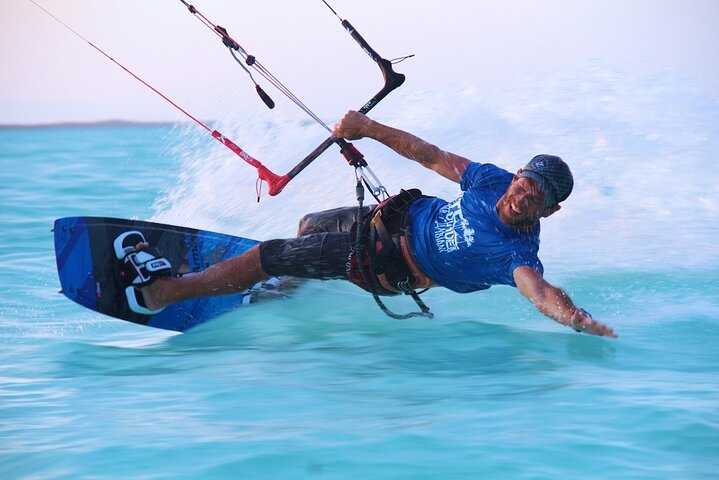 Private Discovery Kiteboarding Lesson In St. Petersburg - thumb 1