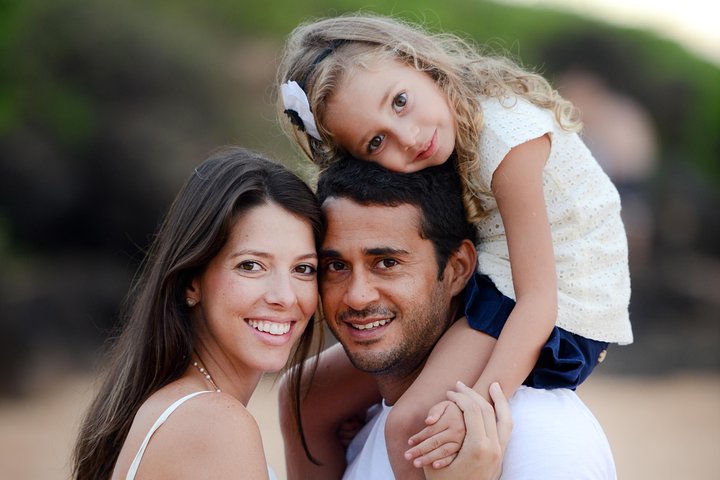 Family And Couple Beach Photos - thumb 4