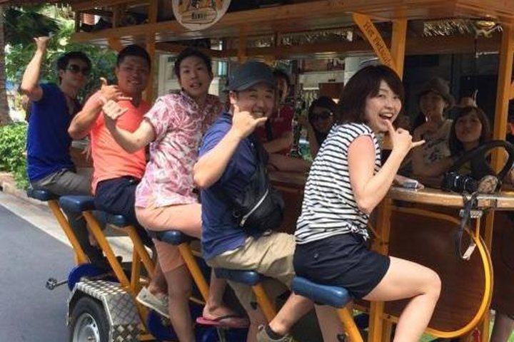 Kaka'ako Bar Tour - thumb 0