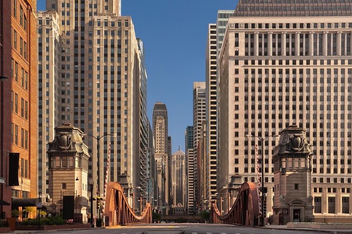 Chicago Walking Tour: Historic Skyscrapers - thumb 0