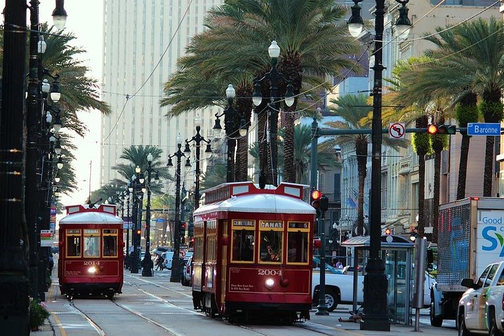 Arrival Private Transfer New Orleans MSY Or Port To New Orleans By Business Car - thumb 2