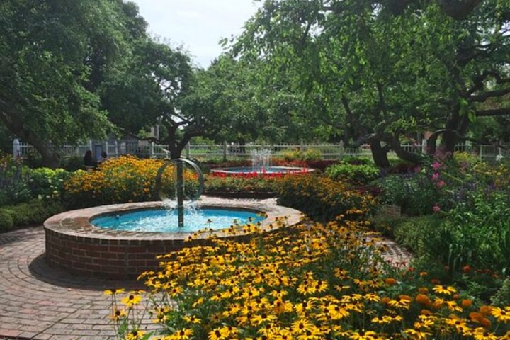 Portsmouth Scavenger Hunt: Pretty Portsmouth - thumb 0