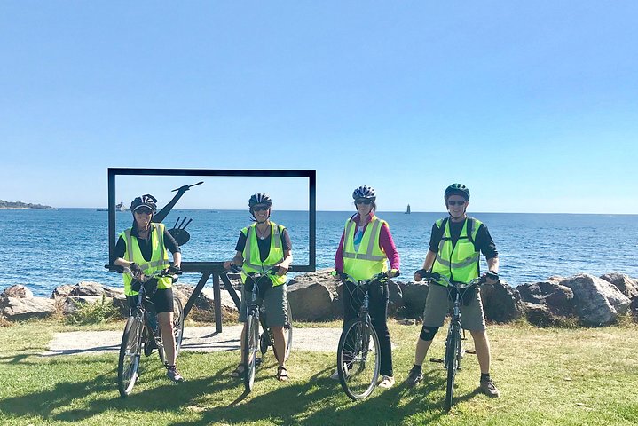 3.5+hrs Coastal Tour Visit The Coastline Tucked Away Seaside Villages â€‹&Mansions - thumb 3