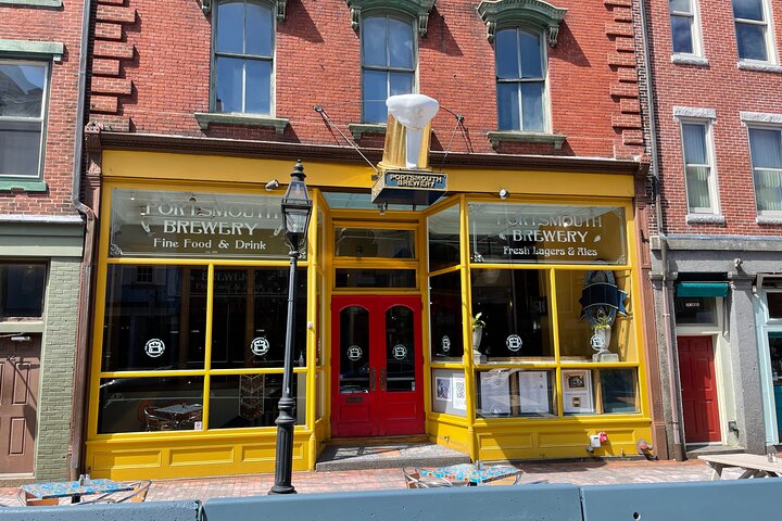 Self Guided Haunted Walking Tour in Portsmouth