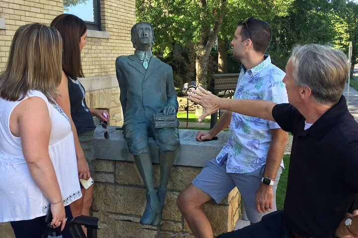 Walking F. Scott Fitzgerald's St. Paul Life & Homes Private Tour (2 Hrs) - thumb 4
