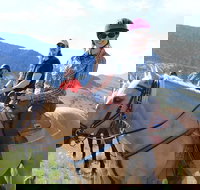 Guided Horseback Trek through Blue Flower Trail - Accommodation Philadelphia