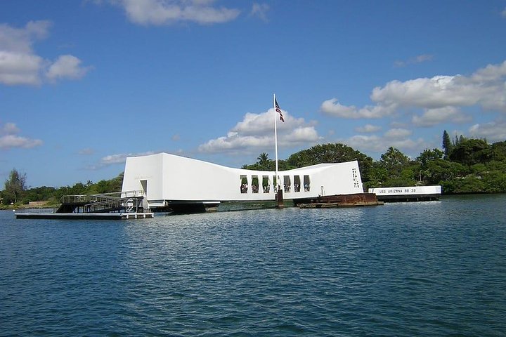 Family-Friendly Pearl Harbor Tour With Private Transportation - thumb 2