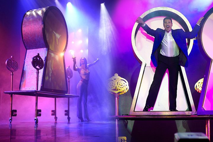 Charles Bach Wonders Magic And Illusion Show - thumb 5