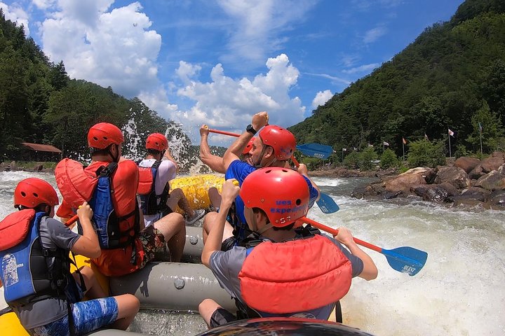 Middle Ocoee River Rafting Adventure Tour - thumb 0