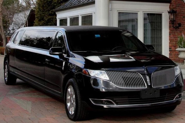 Arrival Private Transfer Philadelphia Airport PHL To Philadelphia By Limousine - thumb 1