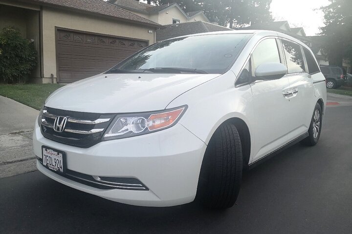 Private Transfer Minivan From Or To CLT, GSP, Charlotte NC And Greenville SC - thumb 2