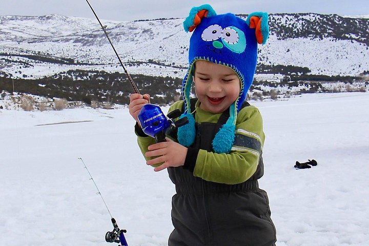 Ice Fishing Equipment Rental - thumb 1