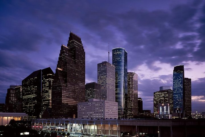 Arrival Private Transfer Houston George Bush Airport IAH To Houston By Sedan Car - thumb 1