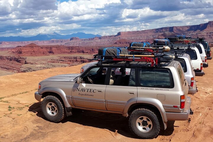 Canyonlands National Park White Rim Trail By 4WD - thumb 5