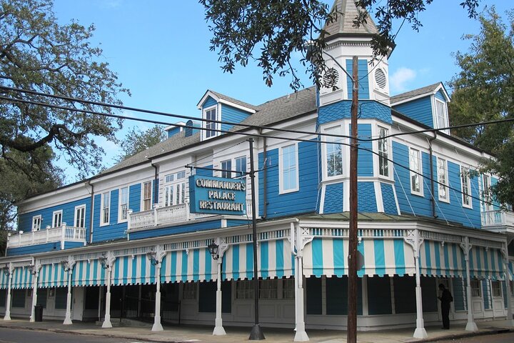 Garden District, Cemetery And Commander's Palace Lunch Walking Tour - thumb 0