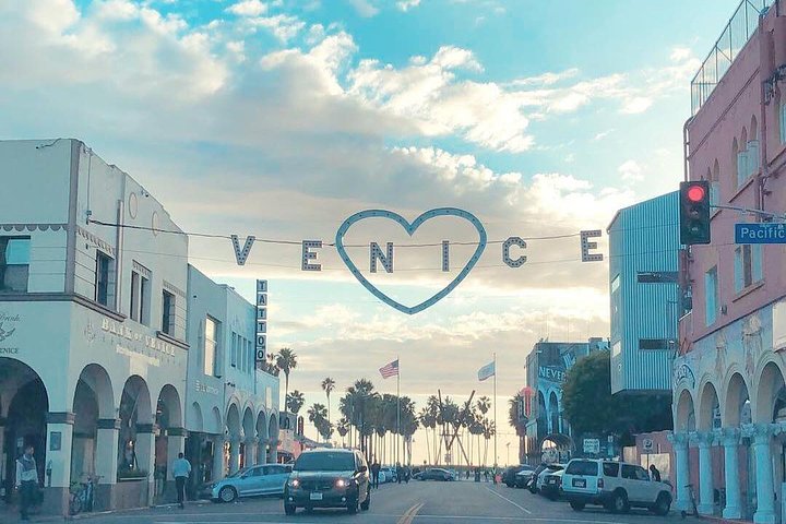 L.A. Highlights Private Full Day Tour Of Los Angeles - thumb 2
