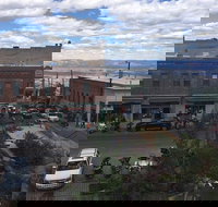 Montezuma Castle Jerome and Sedona Day Tour From Scottdale or Phoenix - Accommodation Philadelphia